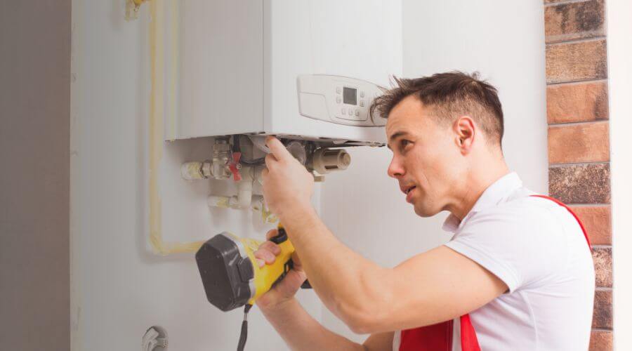 Local water heater installation in Canton, IL